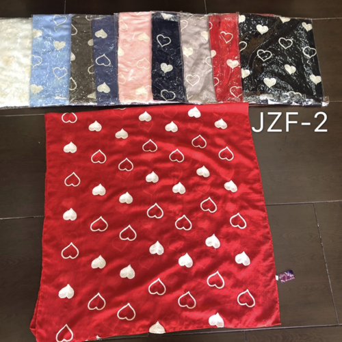 Pañuelos Corazones Blancos y Silueta