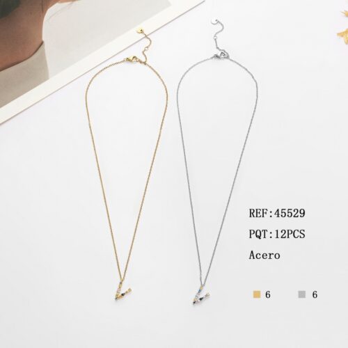 Collar Acero Inicial "V"