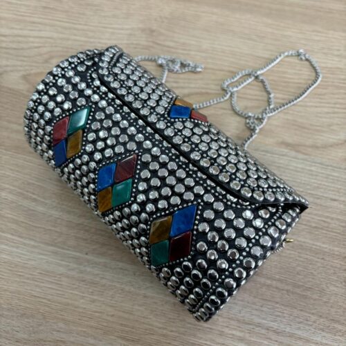Bolso Rígido Cuadrado Con Piedras Plata
