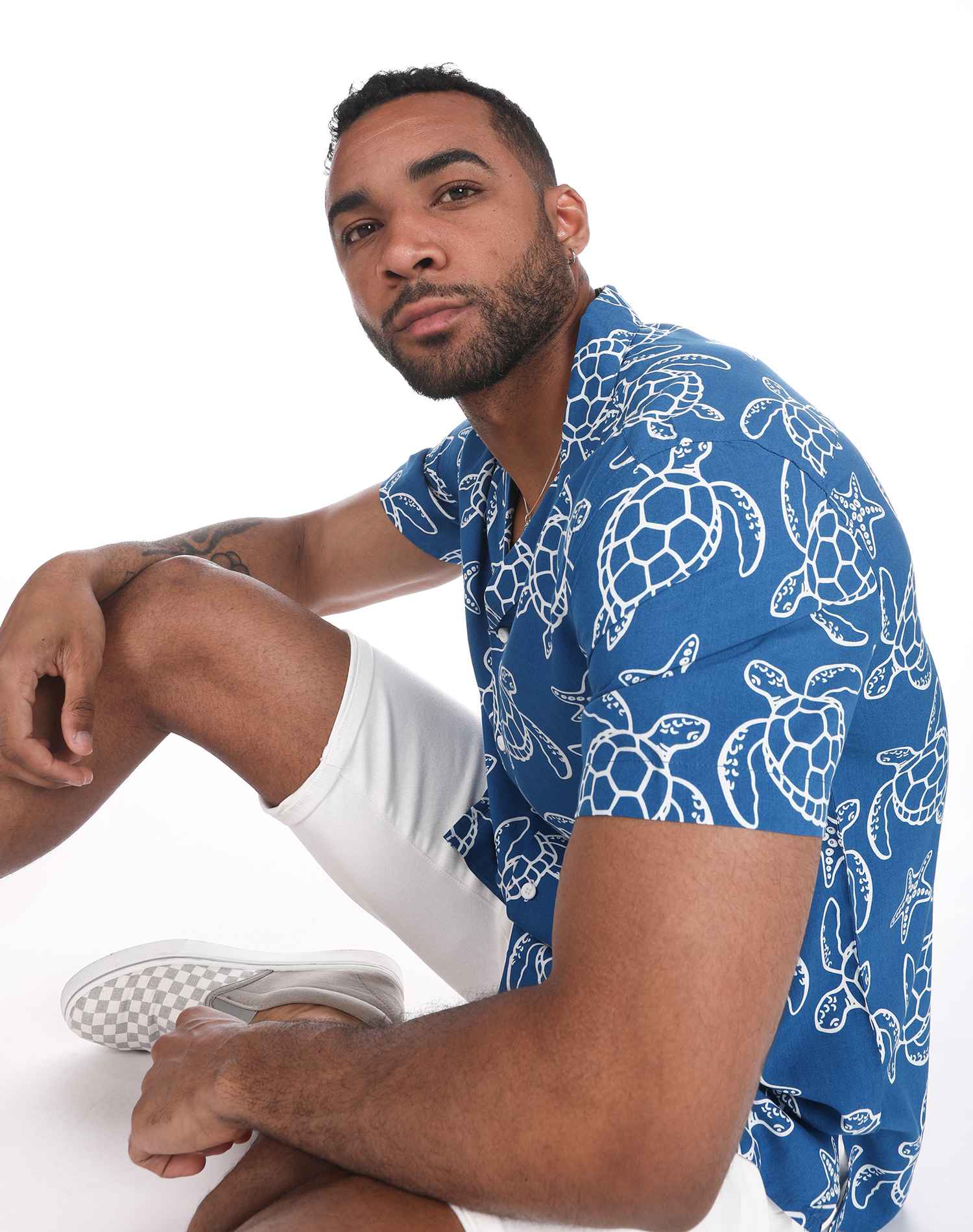 Ripley - POLERA ALGODÓN HOMBRE KENNETH STEVENS AZUL MARINO EBAN