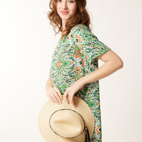 Vestido Corto Estampado Verde Escote Redondo Manga Corta Detalle Borlas