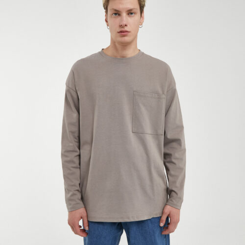 Camiseta Taupe Manga Larga Oversize Bolsillo