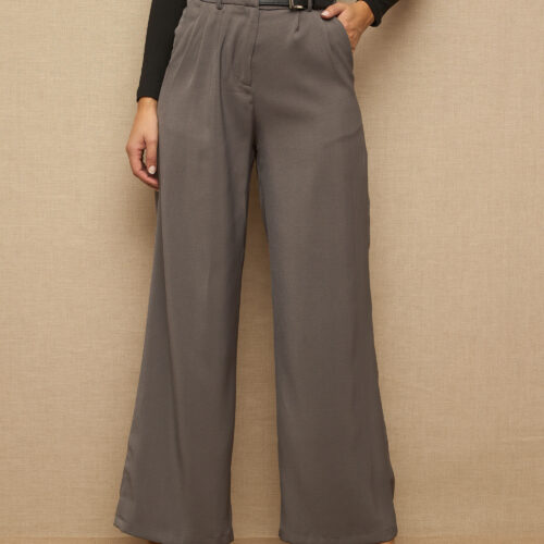 Pantalón de Vestir Gris Ancho Cintura Elástica Detalle Hebilla