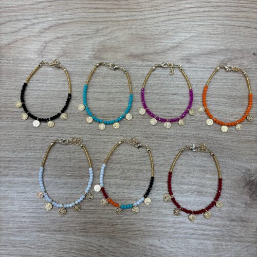 Pulsera Piedrecitas Detalles Dorados