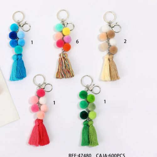 Llavero Pompones y Borla Multicolor