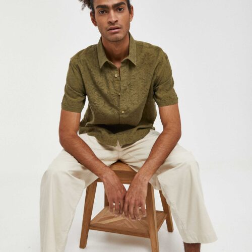 Camisa con Relieve Verde Oliva