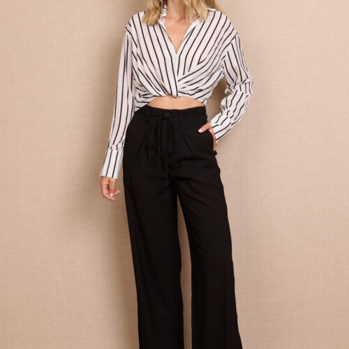 Pantalón Negro Recto de Vestir Pinzas