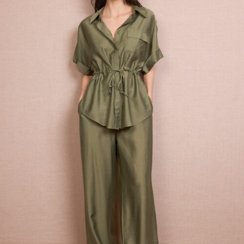 Conjunto Verde Pantalón Largo Bolsillos Camisa Manga Corta