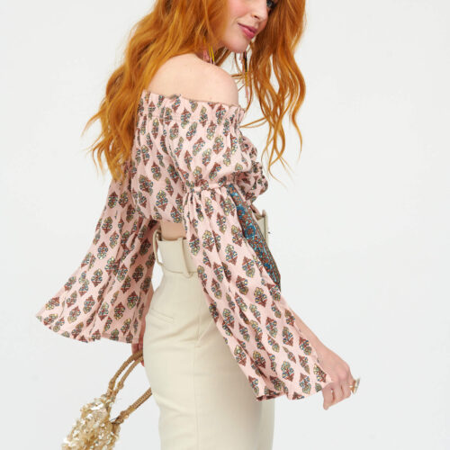 Crop Top Estampado Manga con Abertura