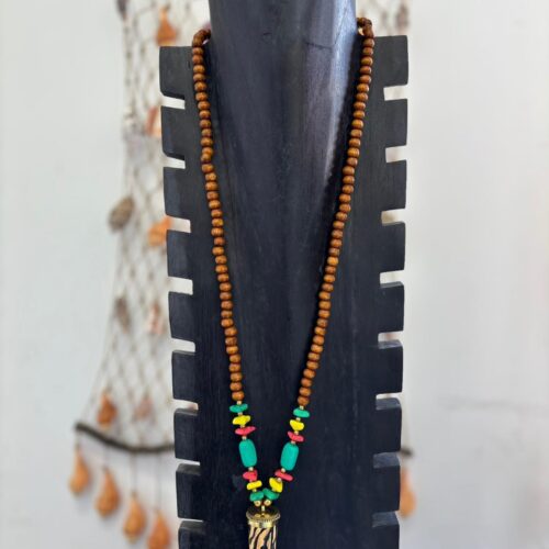 Collar Largo Bolitas y Piedras Detalle Cuerno Colores Surtidos