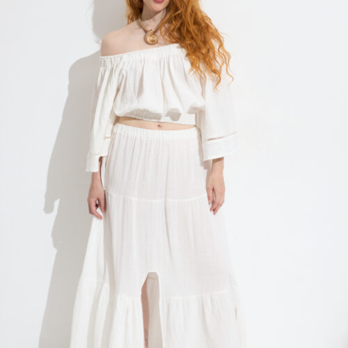 Conjunto Top Blusa Detalles Calados  y Falda Larga Abertura