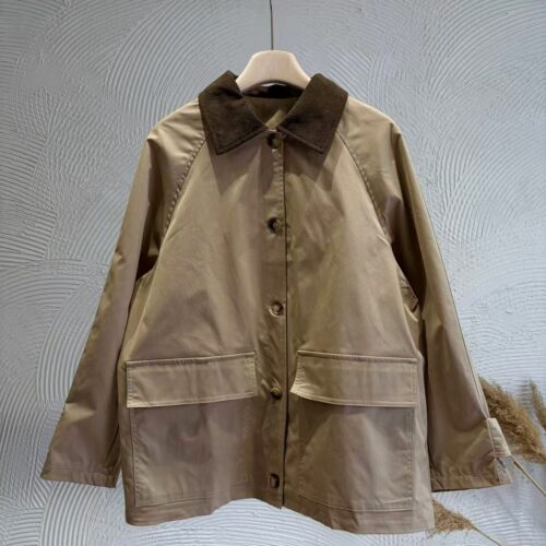 Chaqueta Beige Cuello Solapas Contraste  Bolsillos