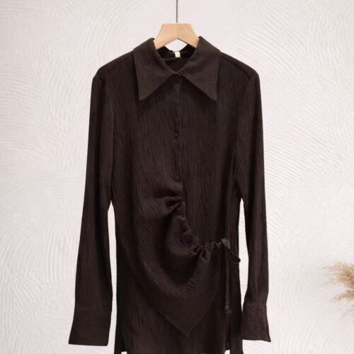 Camisa Plisada Chocolate Asimétrica Fruncida