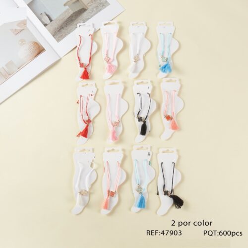 Tobillera Hilo Colgante Trebol y Pompon