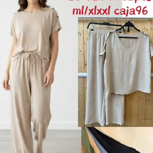 Conjunto Blusa Manga Corta y Pantalón  Estampado