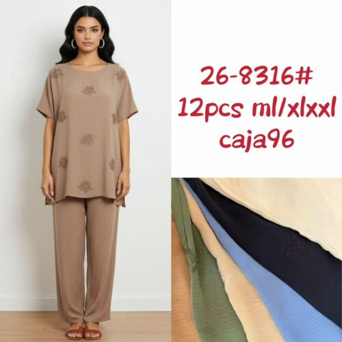 Conjunto Blusa Manga Corta  y Pantalón  Estampado