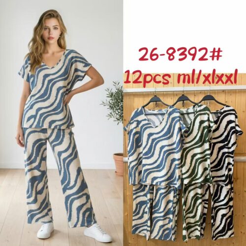 Conjunto Manga Corta y Pantalón Largo Estampado Geométrico