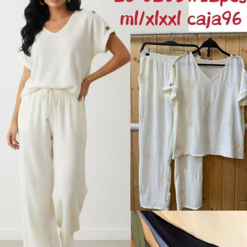 Conjunto Blusa Manga Corta y Pantalón  Estampado