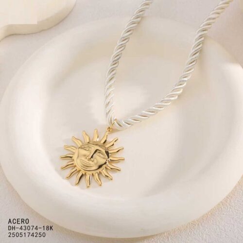Collar Acero Colgante Sol Dorado