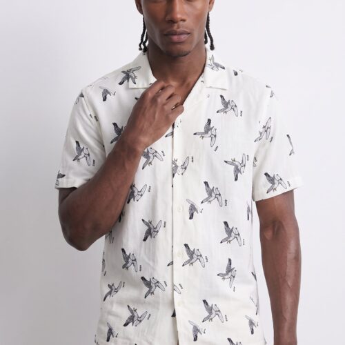 Camisa Blanco Hawaiana con Estampado de Aves
